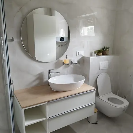 Old Town 2 Apartman Starigrad-Paklenica