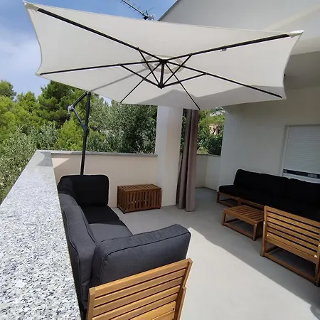 Apartman Old Town 2 Starigrad-Paklenica