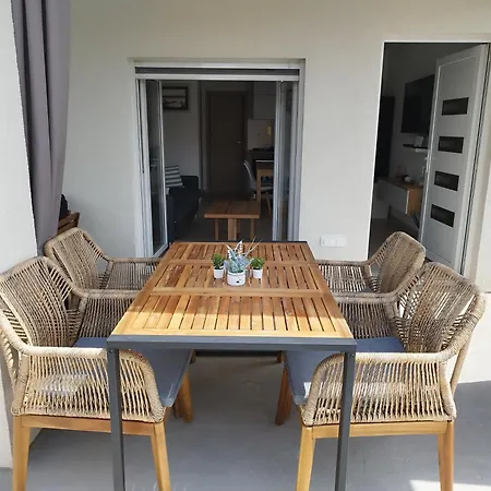 Old Town 2 Apartman *